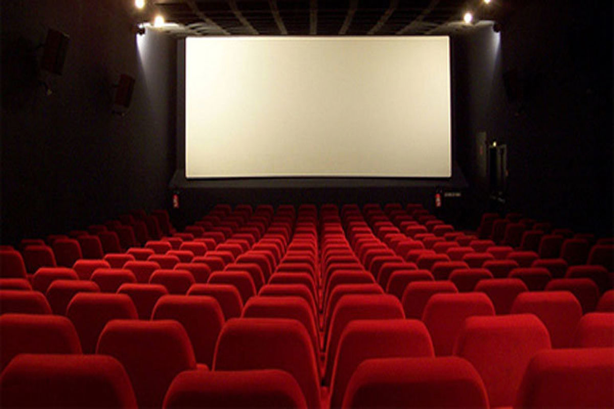 بندرلنگه دارای سینما می شود