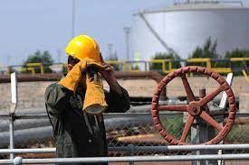 مشکلات کارکنان صنعت نفت با استفاده از منابع دولتی در همین هفته برطرف می شود