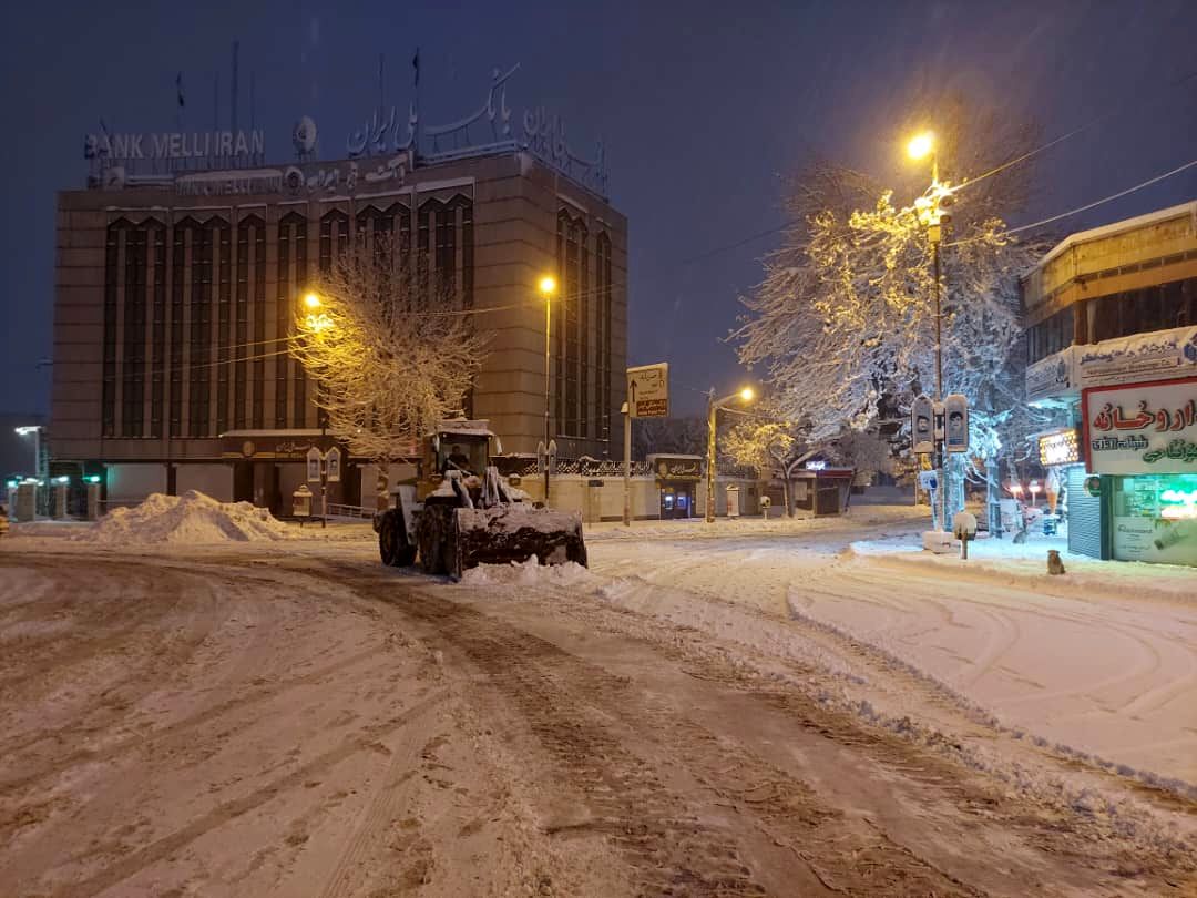 آمادگی کامل عوامل ستاد برفروبی شهرداری سنندج 