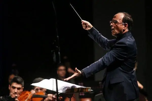 مدیرعامل بنیاد رودکی از رهبر ارکستر سمفونیک تهران عیادت کرد