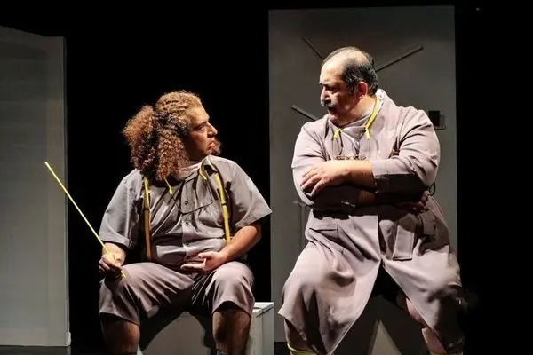 اجرای نمایش «لطفا تحت هر شرایطی» در خانه هنرمندان ایران تمدید شد