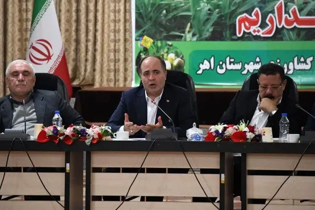 ۴ میلیون تن نهاده دامی تا مبادی ورودی کشور حمل شده است