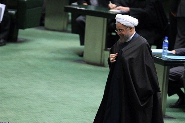 حسن روحانی وارد صحن علنی مجلس شد