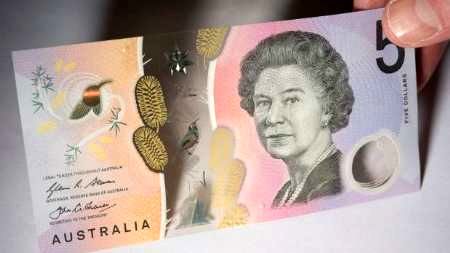 نخستین دلار استرالیا با خط بریل وارد بازار مالی شد