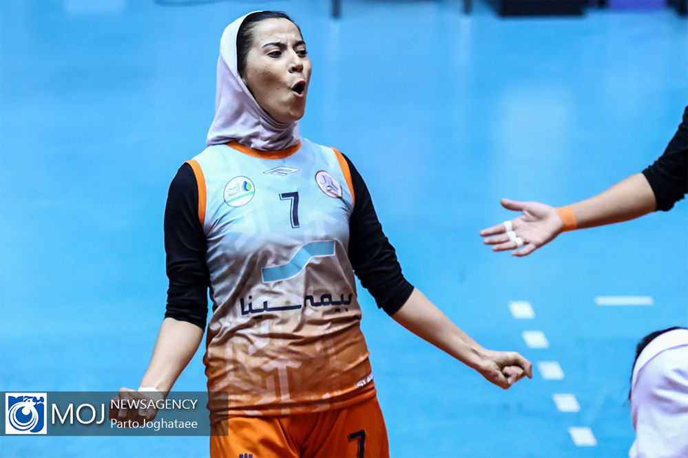 دیدار تیم های والیبال بانوان سایپا و اکسون تهران