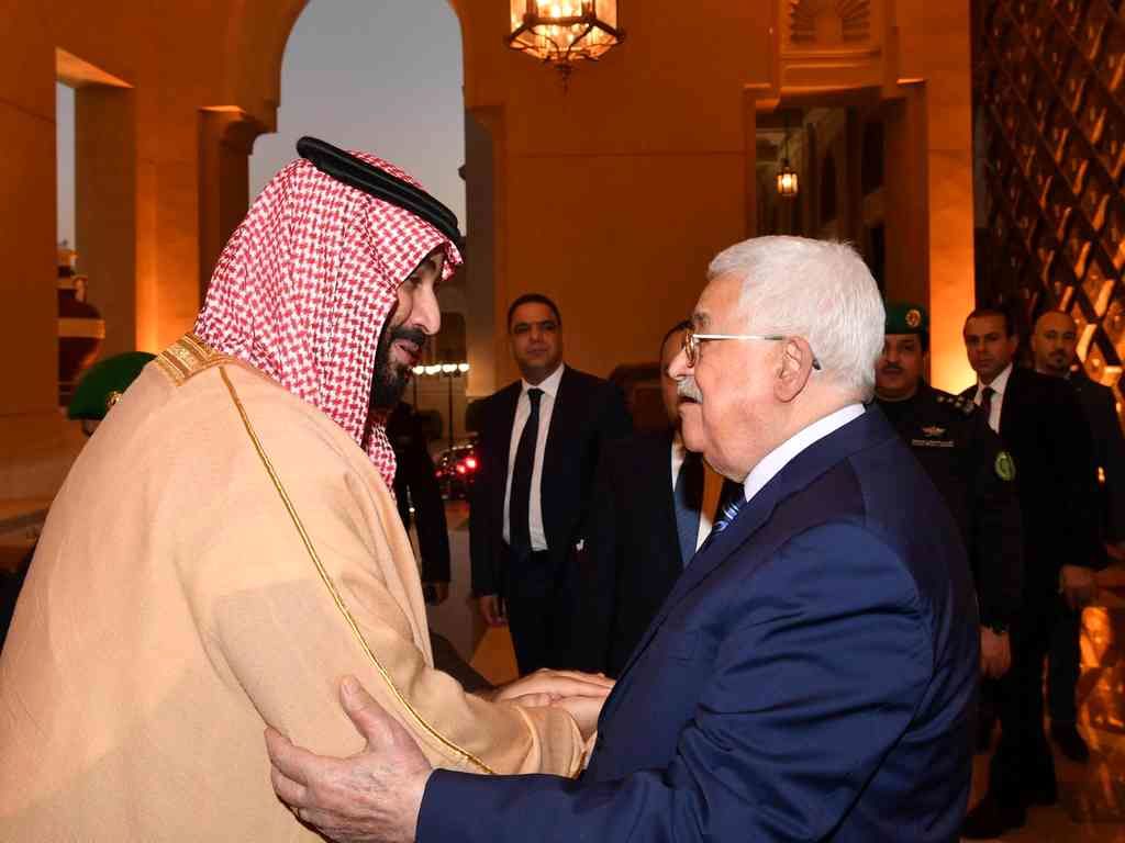 درخواست بن سلمان از محمود عباس برای پذیرش طرح ترامپ