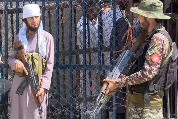 تنش میان افغانستان و پاکستان؛ آیا جنگی بزرگ در راه است؟ 