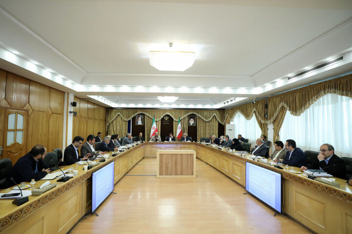 جلسه بررسی اجرای پروژه های اولویت دار مازندران با حضور معاون اول رئیس جمهور برگزار شد