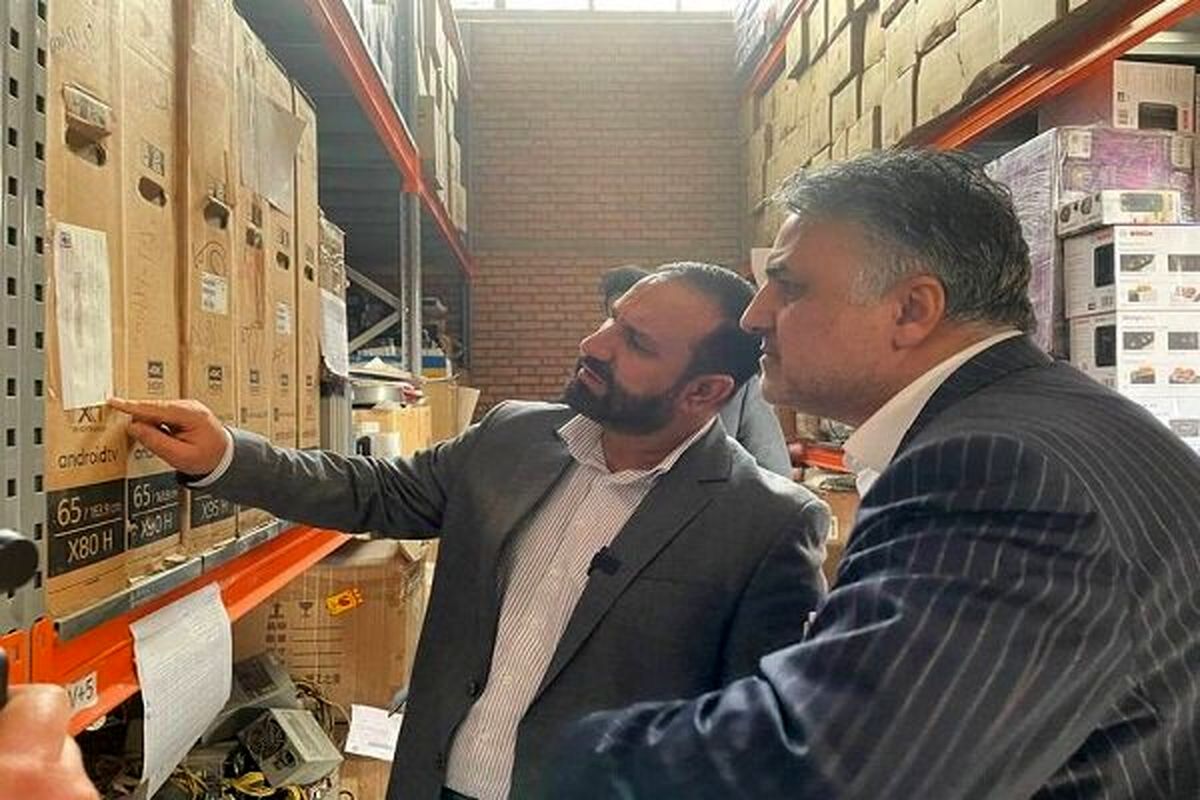دادستان تهران از انبارهای مرکزی فروش اموال تملیکی بازدید کرد