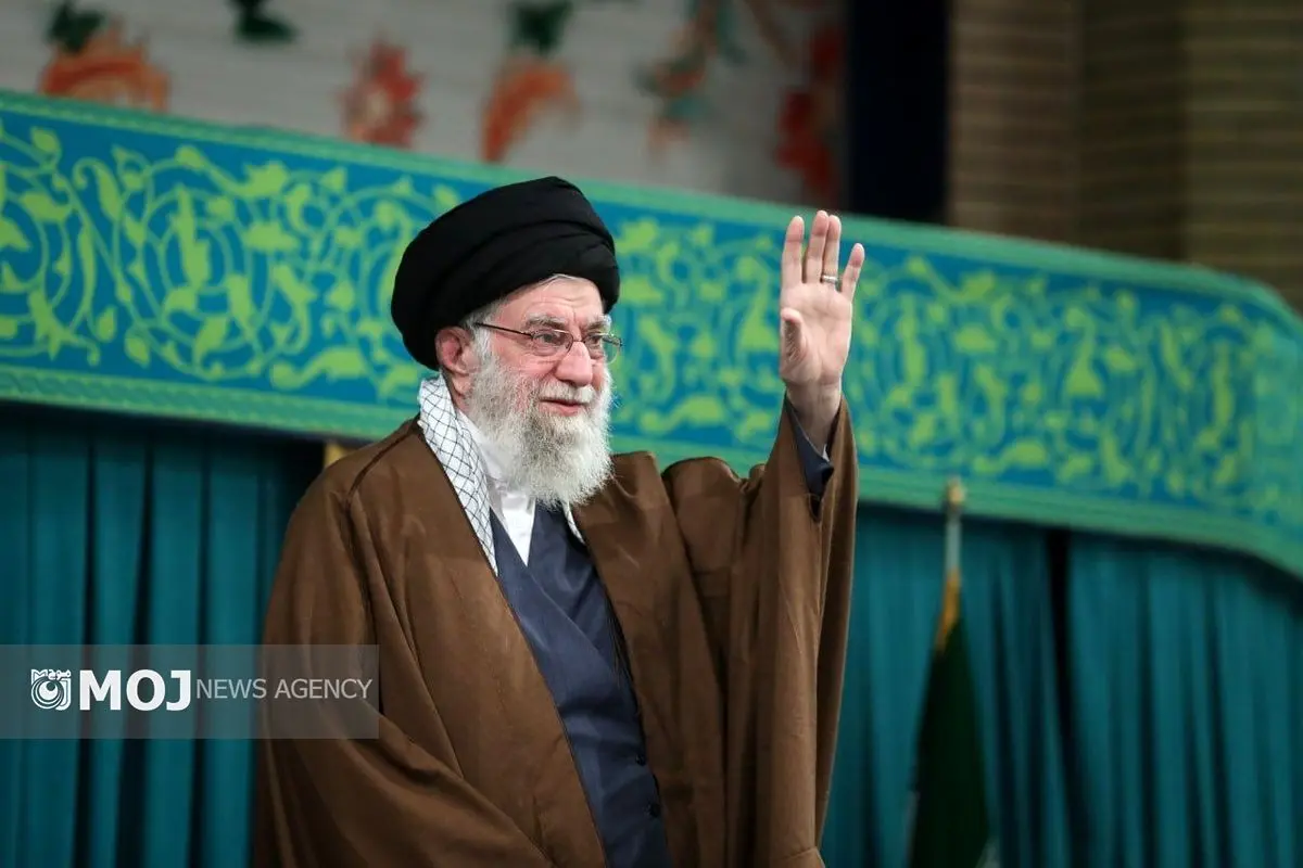 رهبر انقلاب