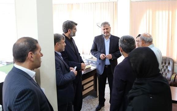 بازدید سرزده دادستان تهران از دادسرای جرائم امنیت اخلاقی