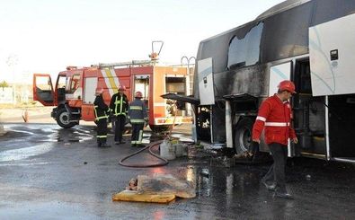 حریق اتوبوس مسافربری در جاده مشهد
