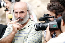 کیانوش عیاری با فوت شمع ۷۳ سالگی از دلتنگیش برای سینما سخن گفت