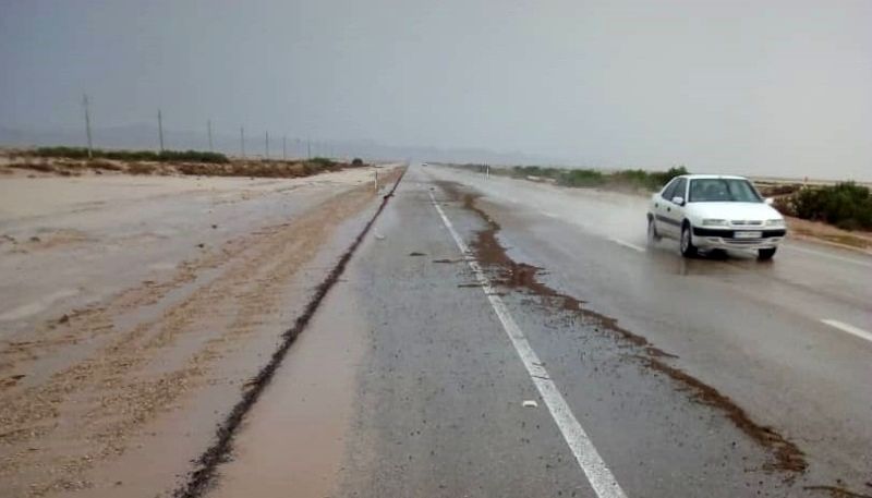 جاده آبادان – اهواز مسدود است