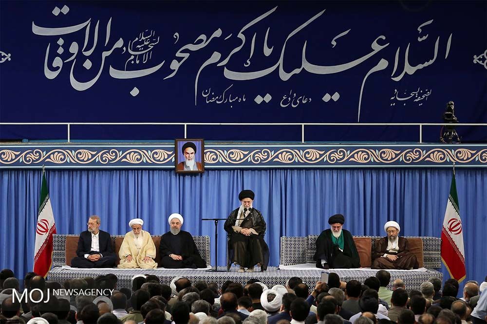 دیدار مسئولان نظام و سفرای کشورهای اسلامی با رهبر معظم انقلاب اسلامی ایران