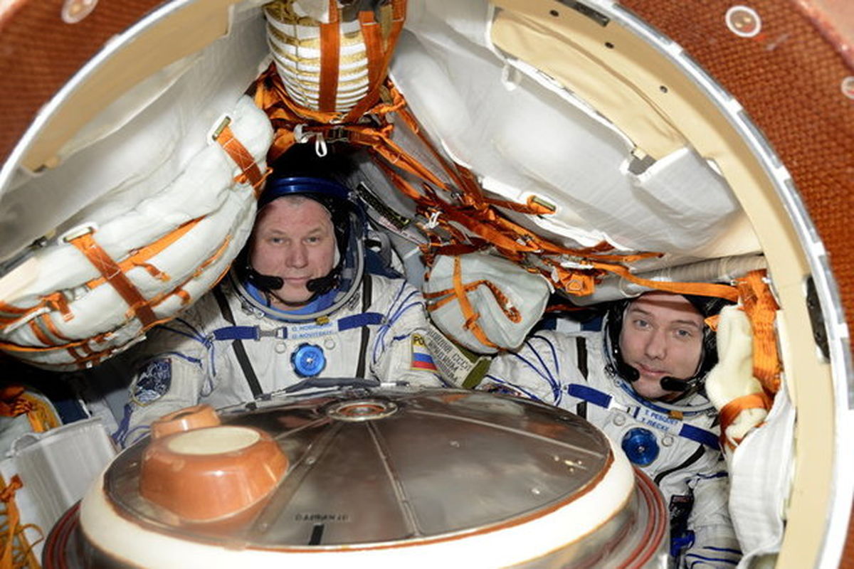 بازگشت دو فضانورد از ایستگاه فضایی