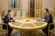 زلنسکی استعفای نخست وزیر اوکراین را نپذیرفت