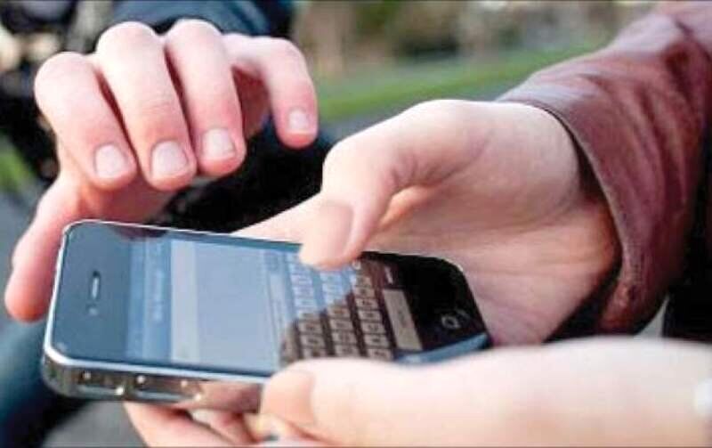سارق 200 گوشی موبایل  در کاشان دستگیر شد